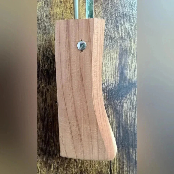 Rochester Shoe Tree Co. | pair of shoe trees - Picture 7 of 10